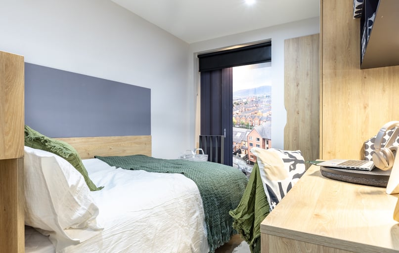 Premium Plus En Suite, Biscuit Factory, 140 Little Donegall Street, Central, Belfast - Image 1